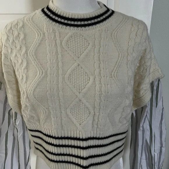 NWOT Cream Cable Knit Sweater with Striped Sleeves Medium - Picture 2 of 7
